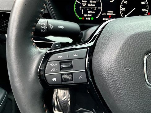 Used 2025 Honda CR-V Sport Touring image 11