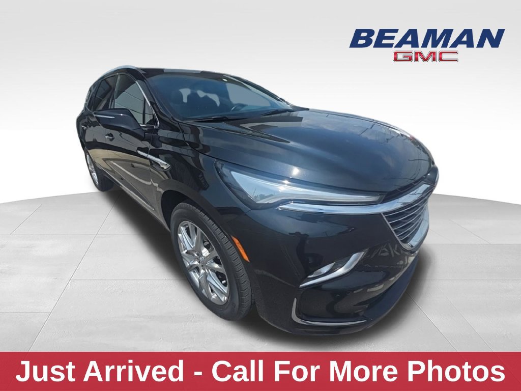 Used 2023 Buick Enclave Premium w/ Experience Buick Package FWD image 1