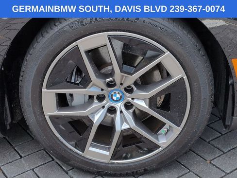 Certified 2024 BMW i5 eDrive40i w/ Premium Package RWD image 12