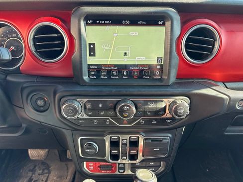 Used 2021 Jeep Wrangler Unlimited Rubicon AWD/4WD image 11