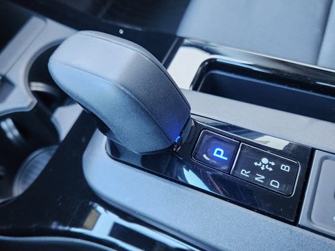 Used 2023 Toyota Prius LE image 14