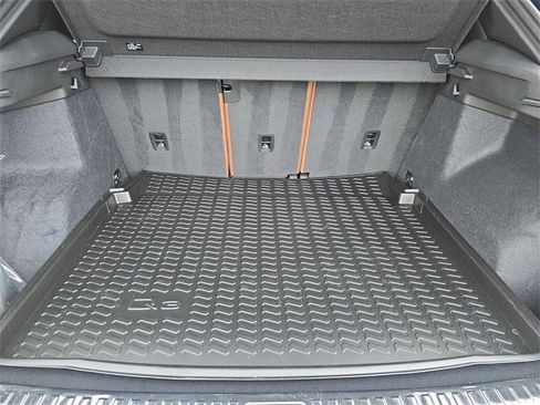 Used 2025 Audi Q3 2.0T Premium w/ Convenience Package image 14