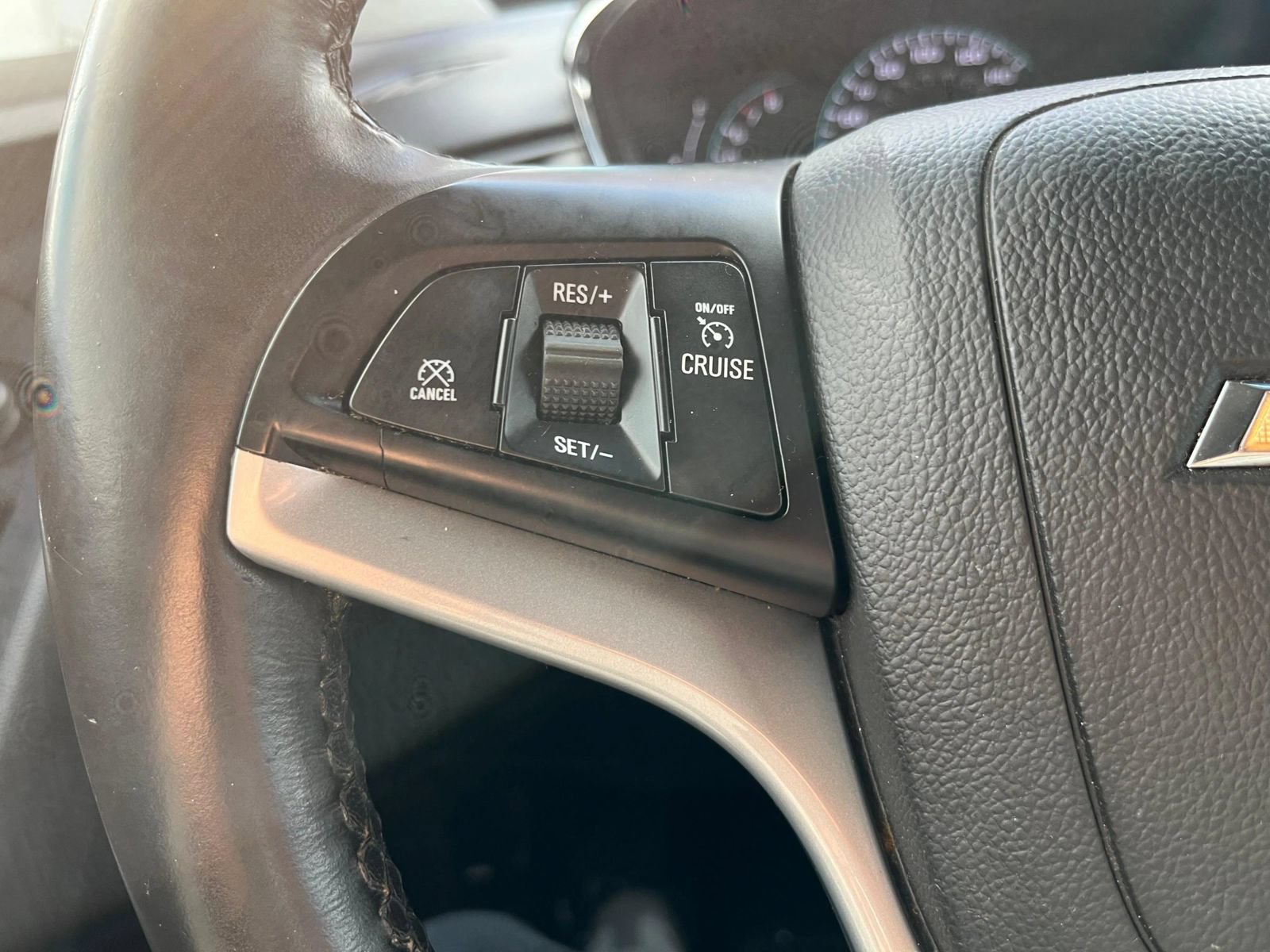 Used 2018 Chevrolet Trax LT w/ LT Convenience Package AWD/4WD image 15