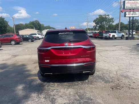 Used 2018 Buick Enclave Essence FWD image 6