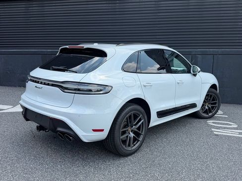 Certified 2026 Porsche Macan Turbo AWD/4WD image 10