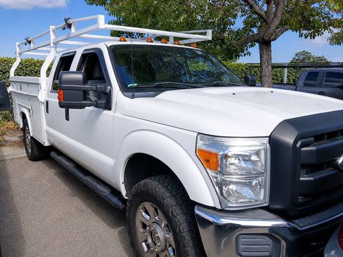 Used 2016 Ford F350 XLT AWD/4WD image 3
