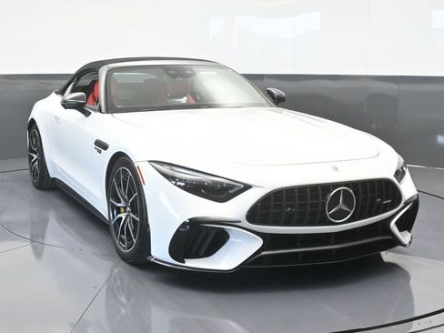 Used 2022 Mercedes-Benz SL 63 AMG 4MATIC image 9