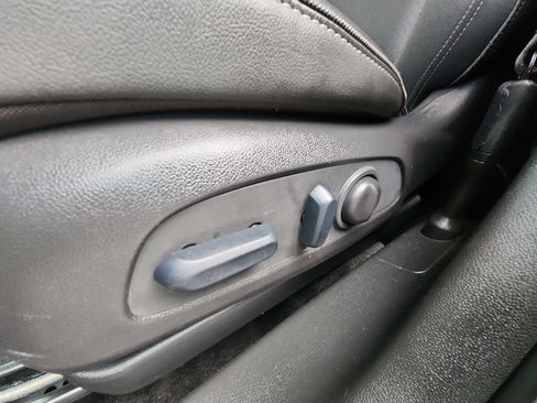 Used 2023 Buick Encore GX Preferred w/ Cold Weather Comfort Package FWD image 14