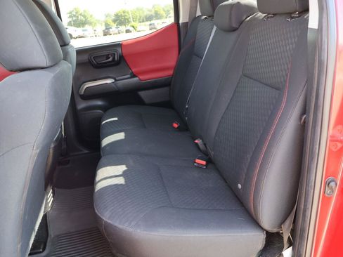 Used 2023 Toyota Tacoma SR5 RWD image 13