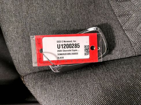 Used 2024 Chevrolet Equinox LT image 31