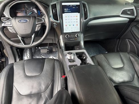Used 2022 Ford Edge Titanium w/ Equipment Group 301A image 11