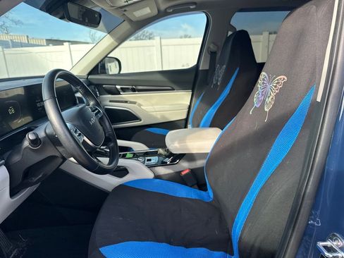 Used 2024 Kia Telluride S w/ S Sunroof Package image 10