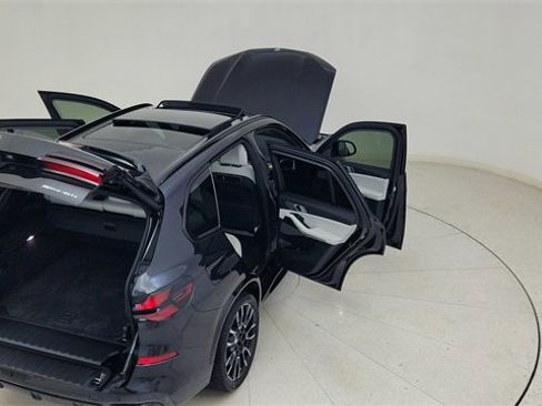 Used 2024 BMW X5 sDrive40i w/ M Sport Package image 90