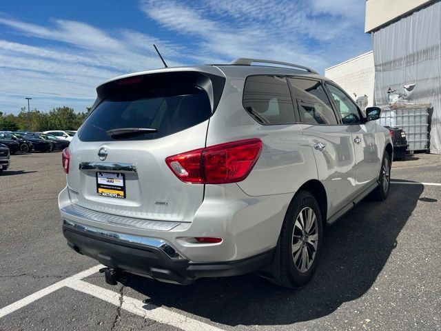 Used 2018 Nissan Pathfinder S AWD/4WD image 5