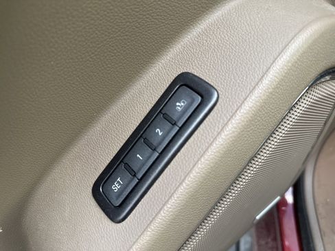 Used 2017 GMC Yukon SLT w/ Open Road Package image 23