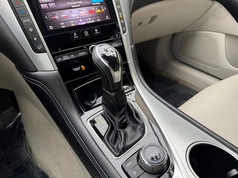 Used 2020 INFINITI Q50 Luxe image 17
