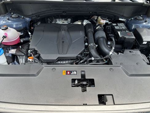 Used 2025 Hyundai Santa Fe SEL AWD/4WD image 34
