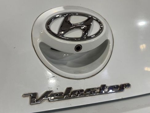 Used 2015 Hyundai Veloster w/ Option Group 03 FWD image 35