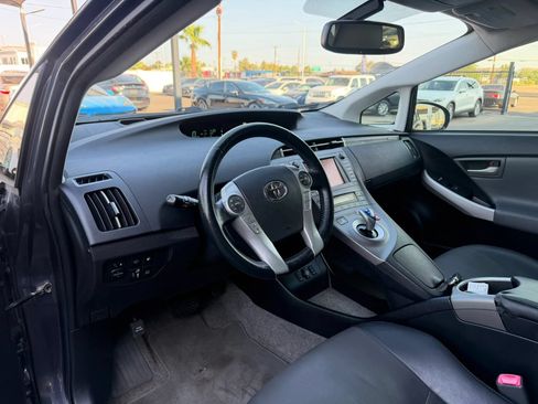 Used 2012 Toyota Prius Prime Advanced FWD image 17