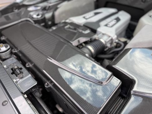 Used 2009 Audi R8 V8 image 23