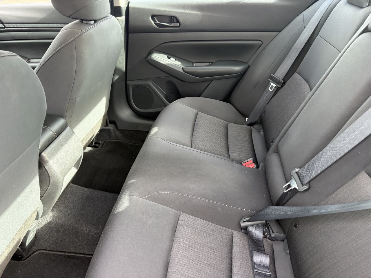 Used 2023 Nissan Altima 2.5 S FWD image 14