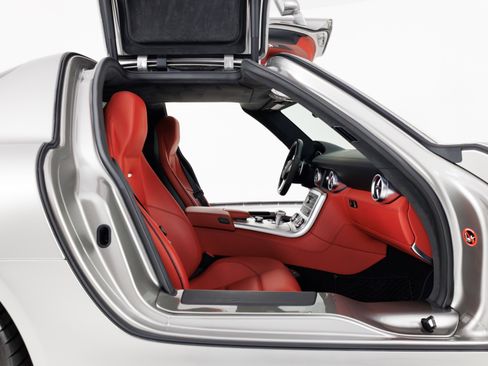 Used 2011 Mercedes-Benz SLS AMG Coupe image 39