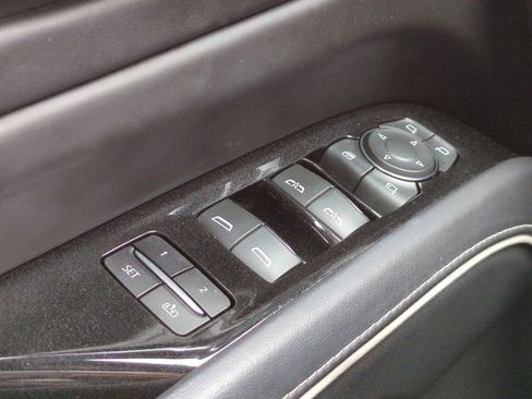 Used 2023 Cadillac Escalade ESV Sport Platinum image 24