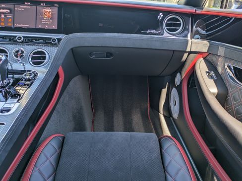 Used 2022 Bentley Continental GT Speed AWD/4WD image 19