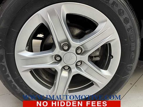 Used 2023 Jeep Compass Latitude w/ Convenience Group AWD/4WD image 9