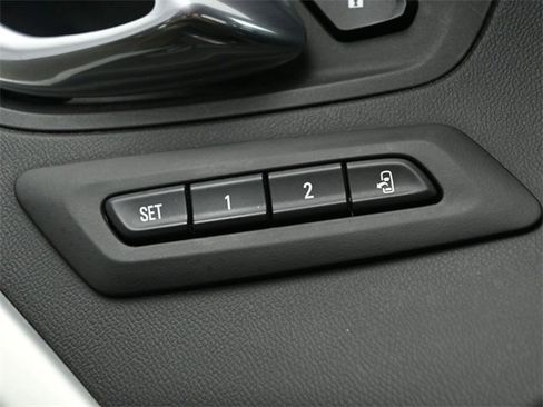 Used 2019 Chevrolet Camaro SS image 34