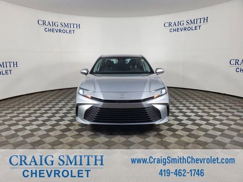 Used 2025 Toyota Camry LE image 29