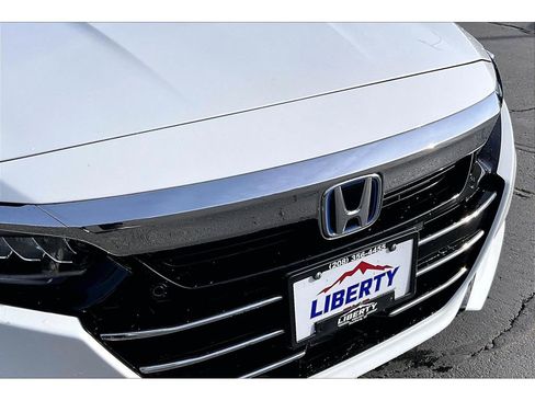 Used 2021 Honda Accord Touring image 29