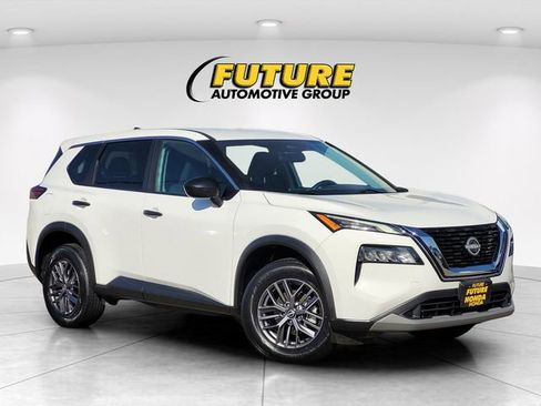 Used 2023 Nissan Rogue S AWD/4WD image 1
