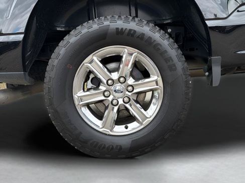 Used 2025 Ford F150 XLT w/ Equipment Group 301A Standard AWD/4WD image 26