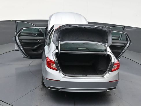 Used 2022 Honda Accord LX image 32