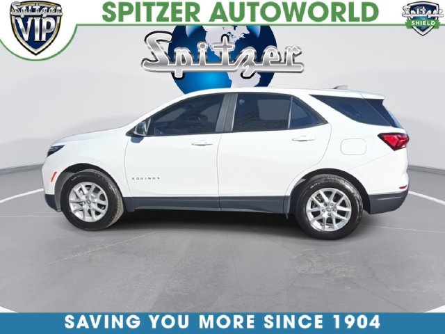 Used 2022 Chevrolet Equinox LS w/ LPO, Floor Liner Package AWD/4WD image 10