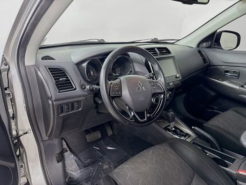 Used 2020 Mitsubishi Outlander Sport SE image 9