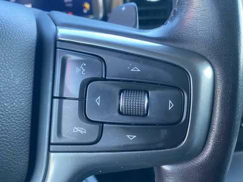 Used 2022 Chevrolet Silverado 1500 LTZ image 17