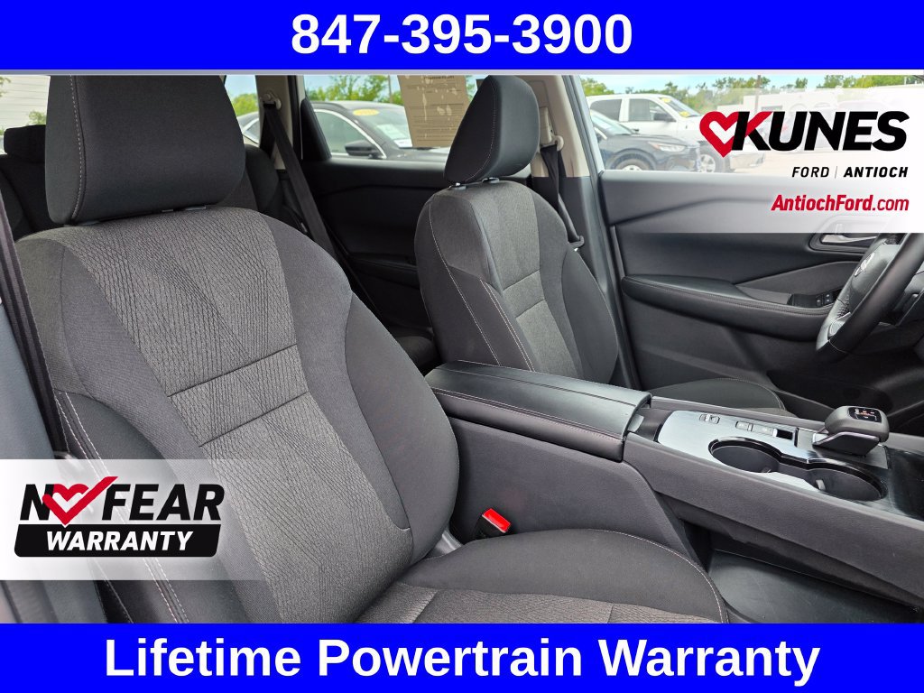 Used 2025 Nissan Rogue SV FWD image 41