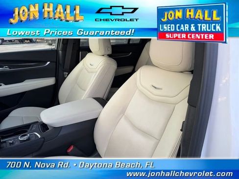 Used 2023 Cadillac XT6 Sport w/ Technology Package image 22