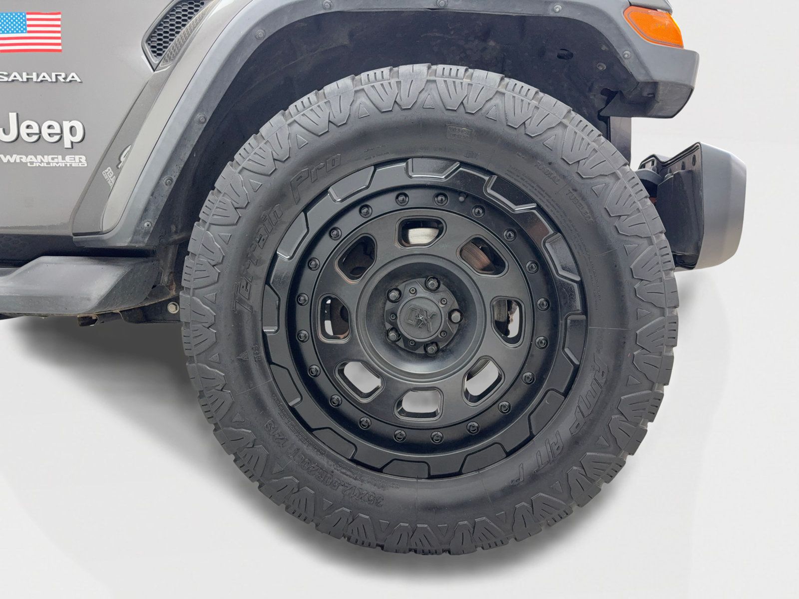 Used 2018 Jeep Wrangler Unlimited Sahara AWD/4WD image 47