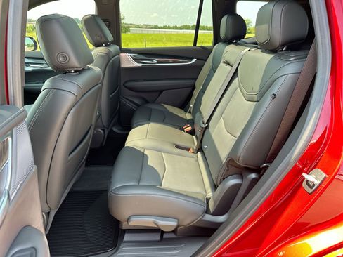 Used 2024 Cadillac XT6 Sport w/ LPO, Red Accent Package image 22