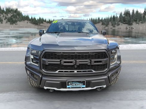 Used 2017 Ford F150 Raptor w/ Equipment Group 802A Luxury AWD/4WD image 9