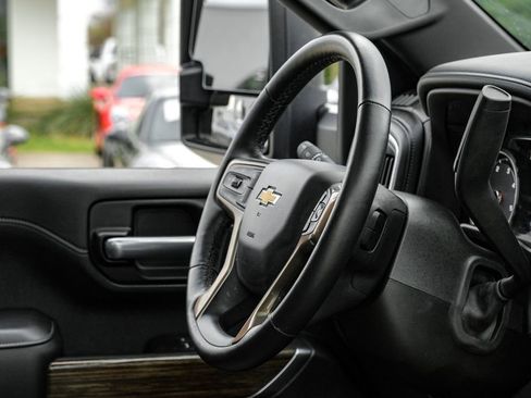 Used 2023 Chevrolet Silverado 3500 High Country w/ Z71 Off-Road Package image 11