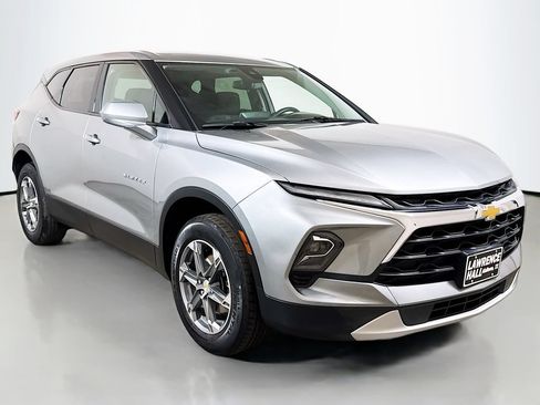 Certified 2023 Chevrolet Blazer LT FWD image 3