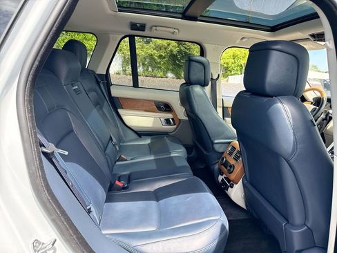 Used 2020 Land Rover Range Rover HSE AWD/4WD image 24