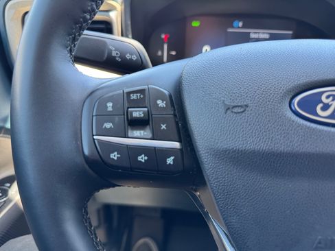 Used 2025 Ford Maverick Lariat w/ 4K Tow Package AWD/4WD image 16