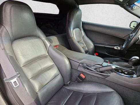 Used 2011 Chevrolet Corvette Coupe w/ 1LT image 18