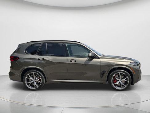 Certified 2026 BMW X5 xDrive50e w/ M Sport Package AWD/4WD image 4