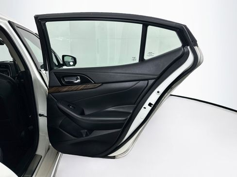 Used 2017 Nissan Maxima Platinum w/ Medallion Package FWD image 30